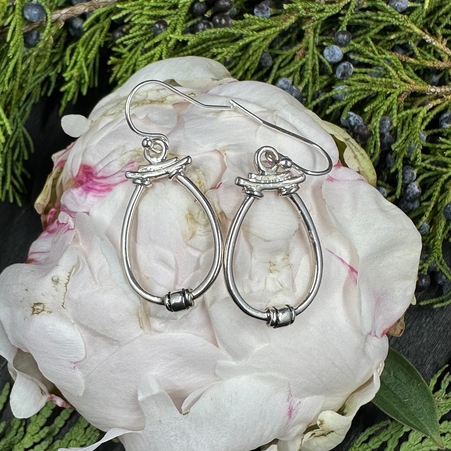 H17 - sterling hoops