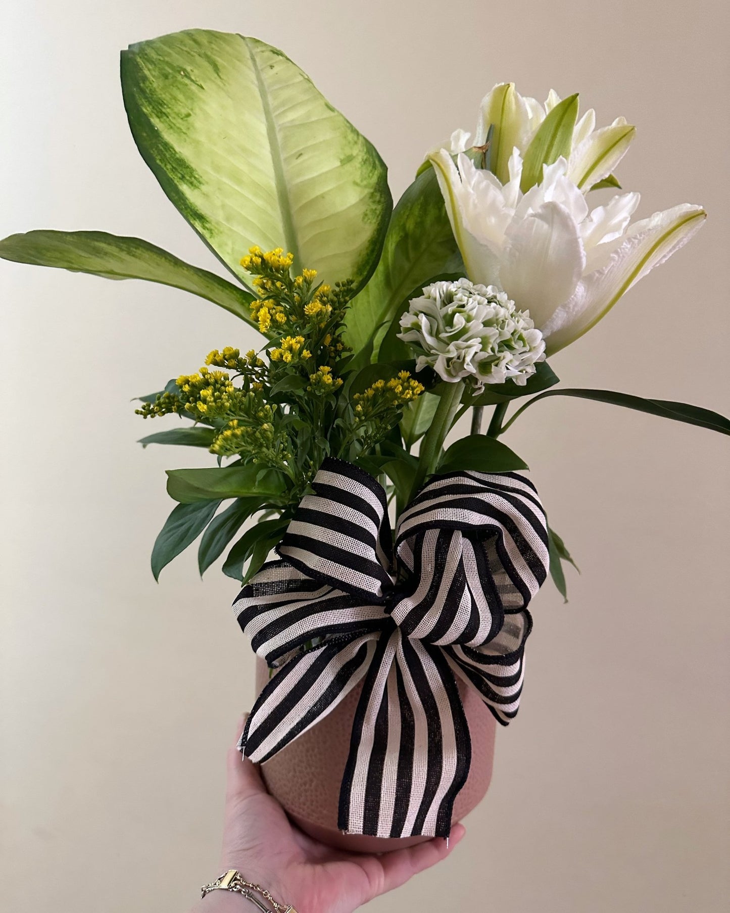 The • neutral - The Petal Parcel