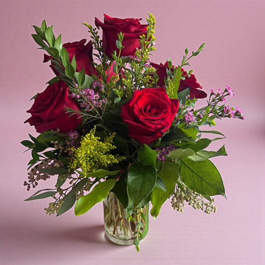 Half Dozen Red roses